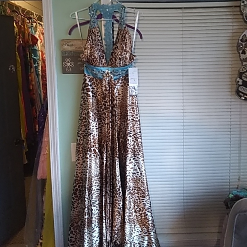 Brand new dress